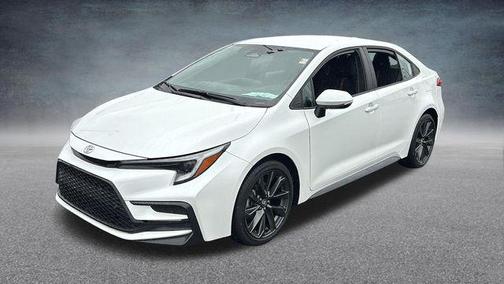 Wind Chill Pearl 2025 Toyota Corolla SE