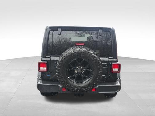 2025 Jeep Wrangler 4xe Willys