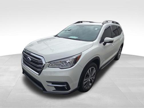 Crystal White Pearl 2021 Subaru Ascent Limited 7-Passenger
