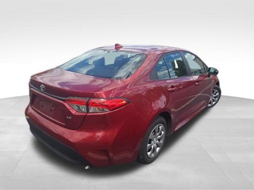 Ruby Flare Pearl 2025 Toyota Corolla LE
