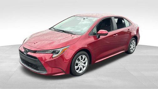 Ruby Flare Pearl 2025 Toyota Corolla LE
