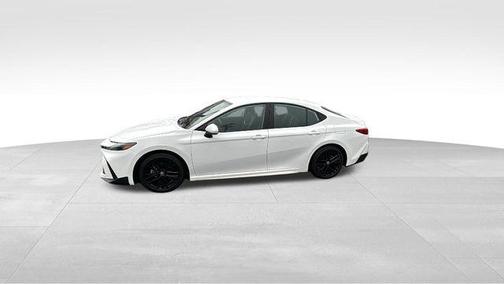 Ice Cap 2025 Toyota Camry SE