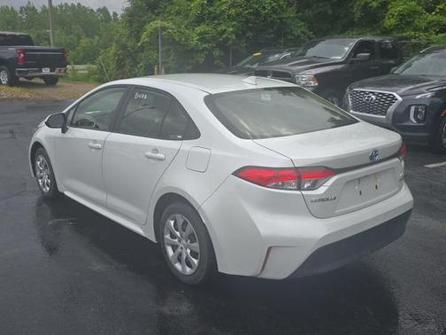 2024 Toyota Corolla Hybrid LE