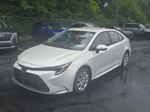 2024 Toyota Corolla Hybrid LE