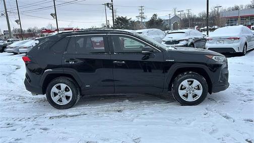 2021 Toyota RAV4 Hybrid XLE