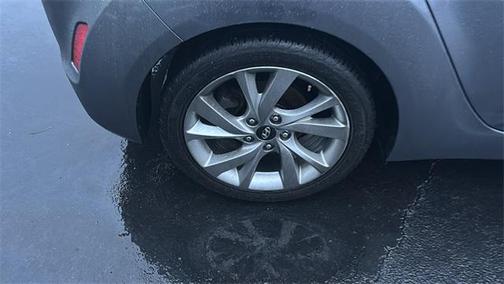 2016 Hyundai Veloster Base