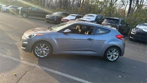 2016 Hyundai Veloster Base