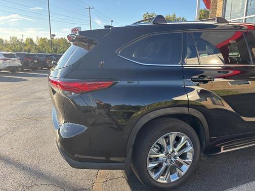 2023 Toyota Highlander Limited