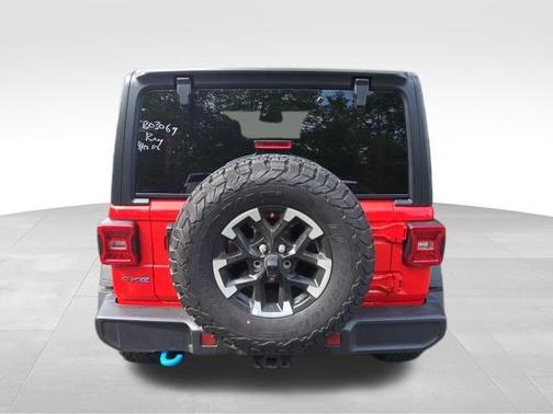 Firecracker Red Clearcoat 2025 Jeep Wrangler 4xe Rubicon
