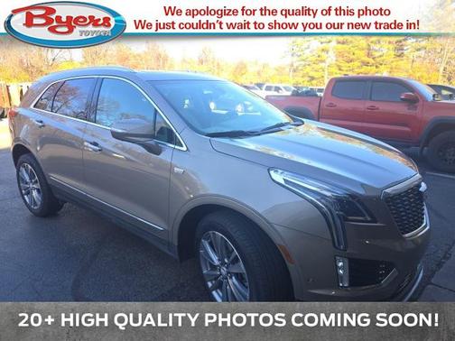2023 Cadillac XT5 Premium Luxury