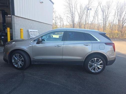 2023 Cadillac XT5 Premium Luxury