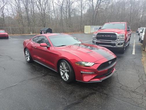 2022 Ford Mustang EcoBoost Premium