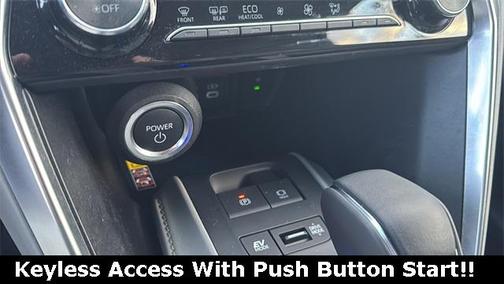 2024 Toyota Venza LE