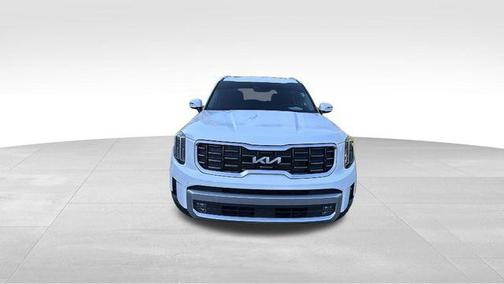 Glacial White Pearl 2023 Kia Telluride SX