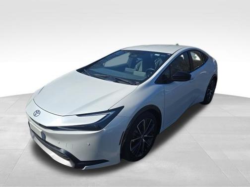 2024 Toyota Prius XLE