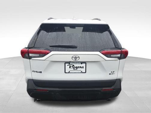 2025 Toyota RAV4 Hybrid LE