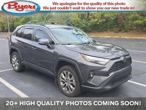 2023 Toyota RAV4 XLE Premium