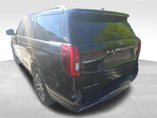 Black Metallic 2025 Ford Expedition Platinum