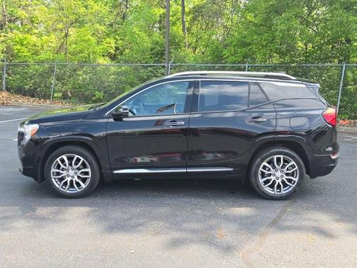 2022 GMC Terrain Denali