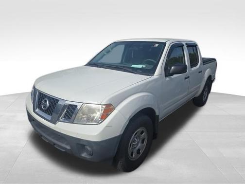 Glacier White 2017 Nissan Frontier S