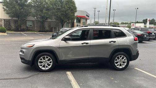 2016 Jeep Cherokee Sport