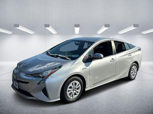 2016 Toyota Prius Two