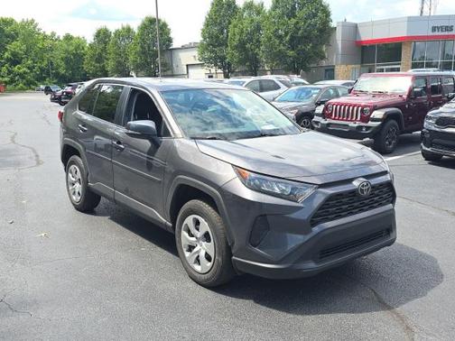 2022 Toyota RAV4 LE