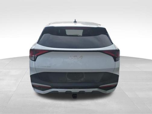 Glacial White Pearl 2024 Kia Sportage EX