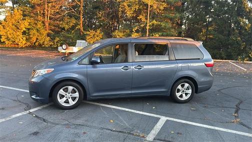 2015 Toyota Sienna LE
