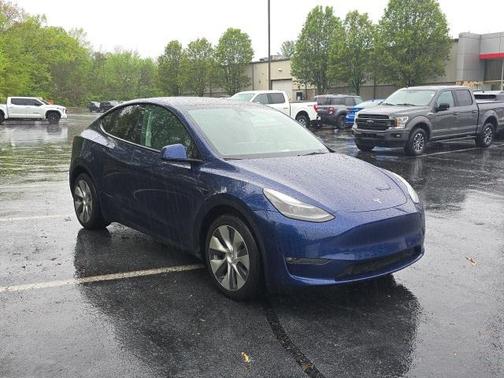 2023 Tesla Model Y Long Range Dual Motor All-Wheel Drive