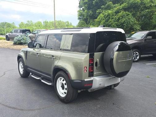 2023 Land Rover Defender 110 S
