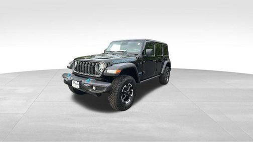 Black Clearcoat 2025 Jeep Wrangler 4xe Rubicon