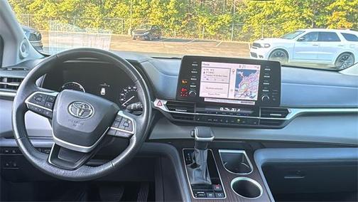 2024 Toyota Sienna XLE 7 Passenger