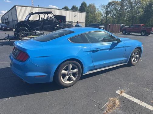 2017 Ford Mustang V6