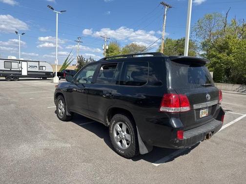 2011 Toyota Land Cruiser Base