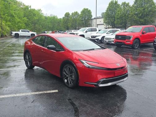 2024 Toyota Prius XLE