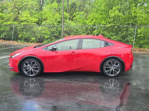 2024 Toyota Prius XLE