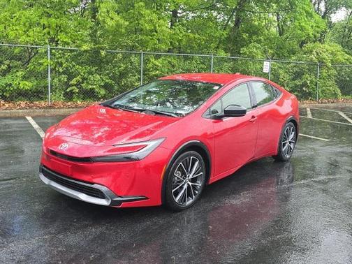 2024 Toyota Prius XLE