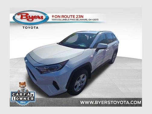 Super White 2021 Toyota RAV4 Hybrid XLE