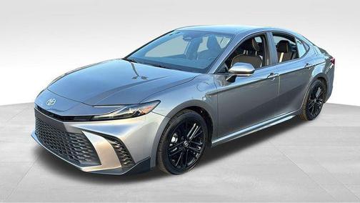 Heavy Metal 2025 Toyota Camry SE