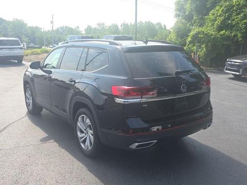 2021 Volkswagen Atlas 2.0T SE w/Technology 4MOTION