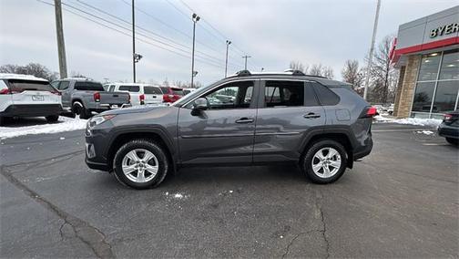 2021 Toyota RAV4 XLE