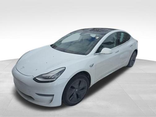 2020 Tesla Model 3 Standard Range Plus