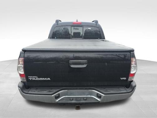 2015 Toyota Tacoma Base