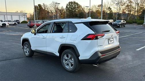 2025 Toyota RAV4 Hybrid XLE