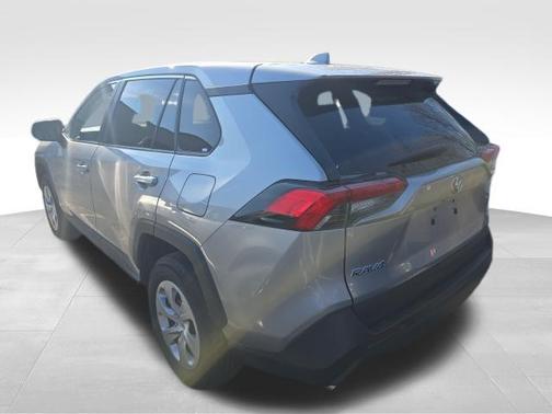 Silver Sky Metallic 2024 Toyota RAV4 LE