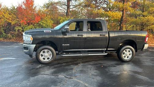 2024 RAM 2500 Big Horn Crew Cab 4x4 6'4' Box