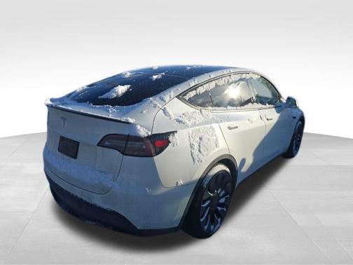 2022 Tesla Model Y Performance Dual Motor All-Wheel Drive