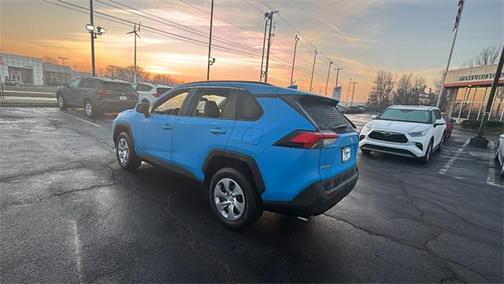 2019 Toyota RAV4 LE