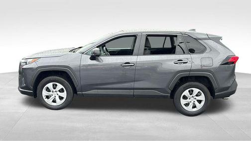 01g3 2024 Toyota RAV4 LE